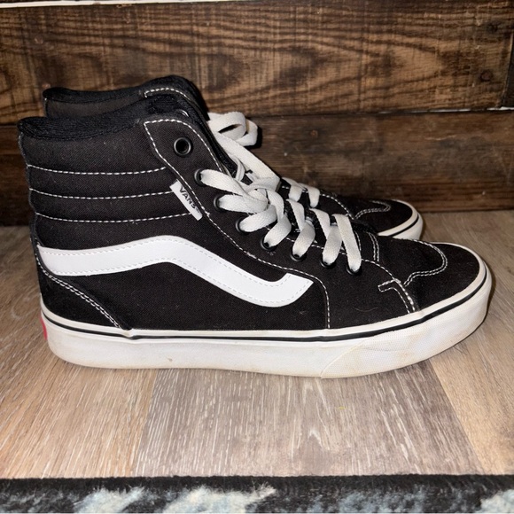 Vans Shoes - Women’s Vans Sk8-Hi